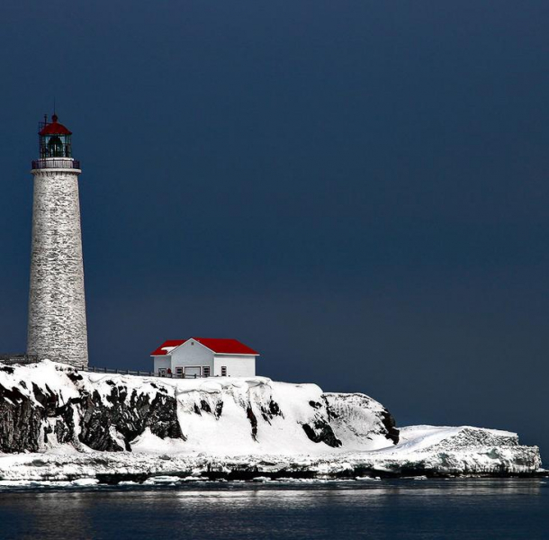 Маяки &mdash; путеводные огни для кораблей