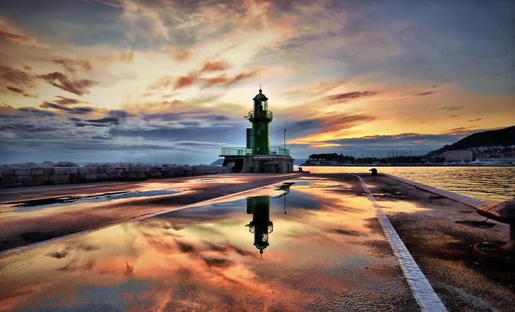 Маяки &mdash; путеводные огни для кораблей