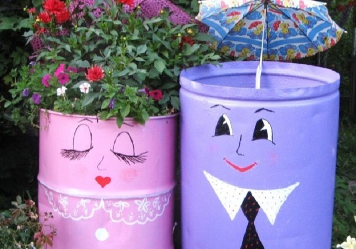 Необычное применение металлических бочек на даче: идеи, фото, краткое описание