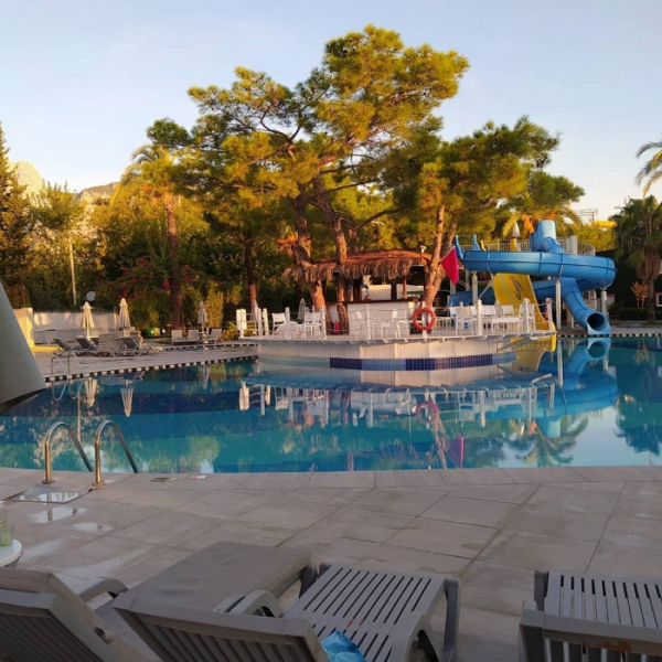 Плюсы «меркнут на фоне бытовых проблем и хамства»: отзыв об отдыхе в Турции