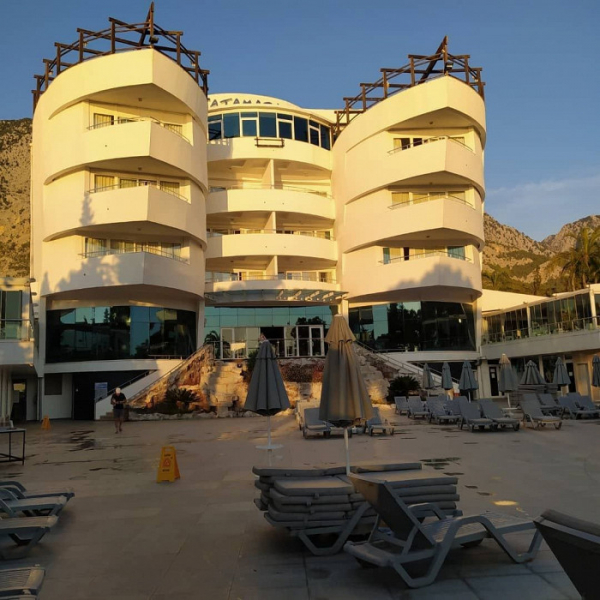 Плюсы «меркнут на фоне бытовых проблем и хамства»: отзыв об отдыхе в Турции