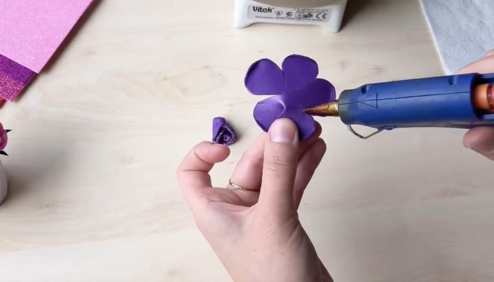 Розы из фоамирана