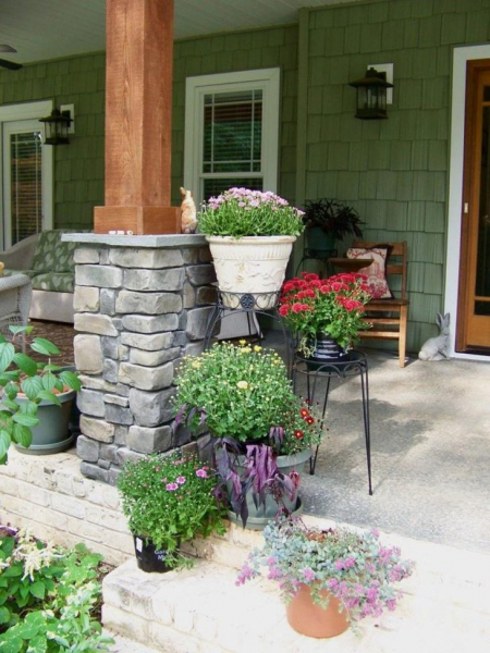 30 отличных примеров размещения цветов для дома и дачи