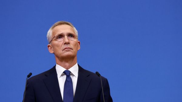 Украина подает заявку на вступление в НАТО в ускоренном порядке