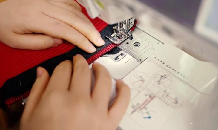 Интересная переделка старого свитера