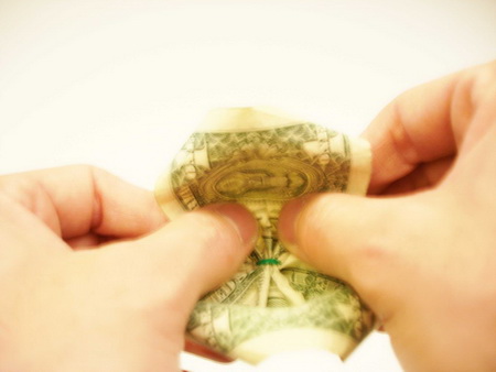 Как сделать букет цветов из купюр (денег)