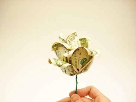 Как сделать букет цветов из купюр (денег)