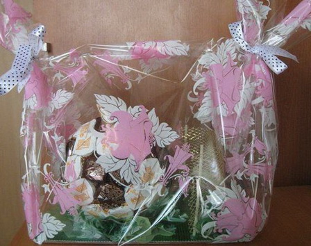 Как сделать футбольный мяч из конфет