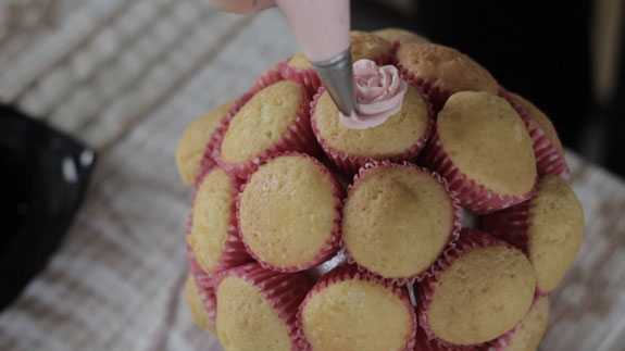 Как сделать сладкий букет из капкейков