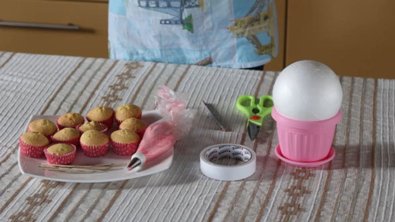 Как сделать сладкий букет из капкейков