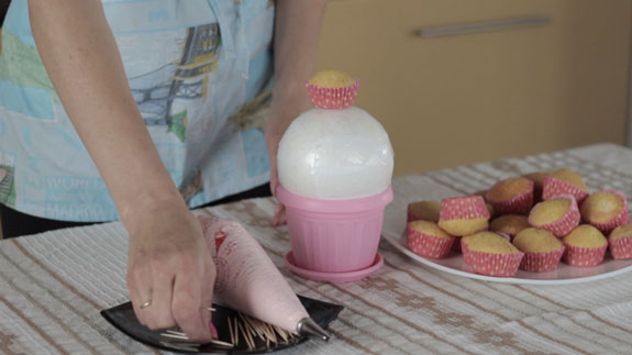 Как сделать сладкий букет из капкейков