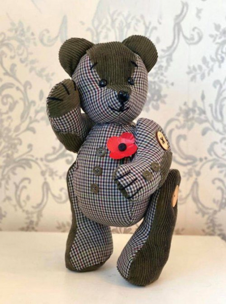 Мишки Тедди из старой одежды