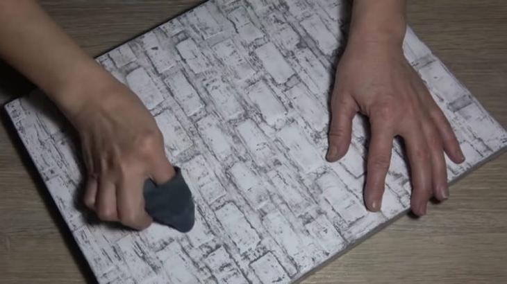 Необычное панно из простых материалов