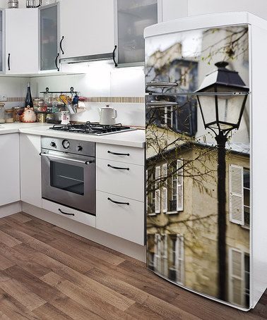 Никаких магнитов: яркий декор холодильника