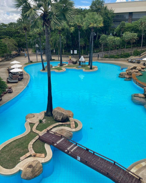 Ради чего люди идут на такие жертвы: туристка впервые побывала в Таиланде и не впечатлилась