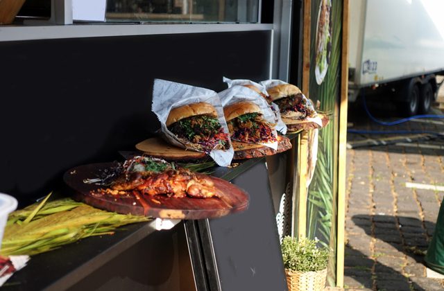 Развеиваем самые распространённые мифы об американцах