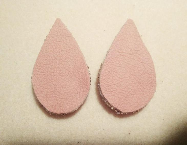 Шикарные серьги с лентой шибори