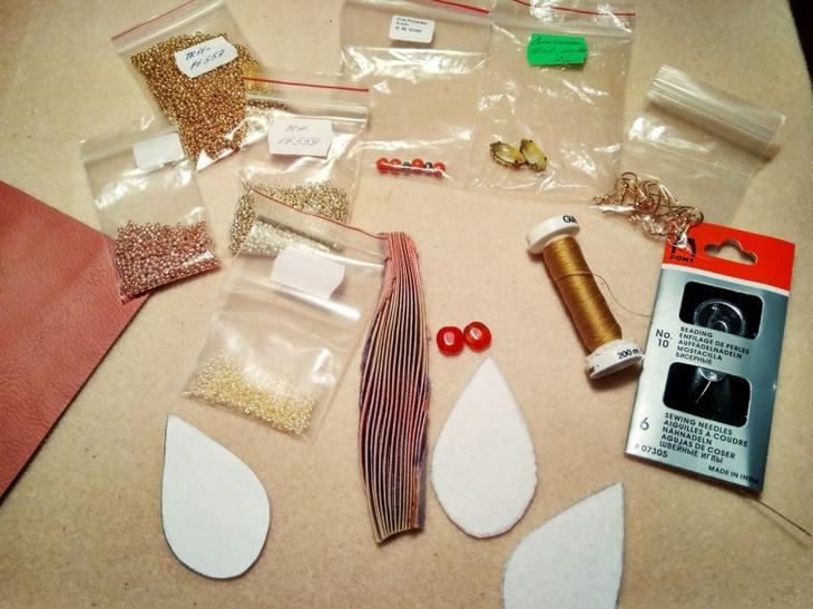 Шикарные серьги с лентой шибори