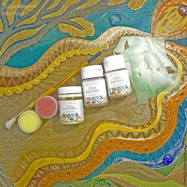 Витражная картина на стекле