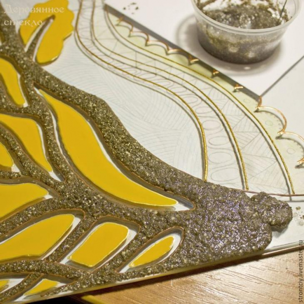 Витражная картина на стекле