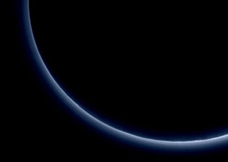 10 странных и необъяснимых явлений в нашей Солнечной системе