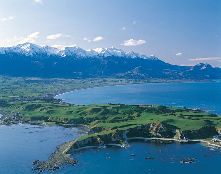 12 самых живописных городов мира, расположенных у подножий гор