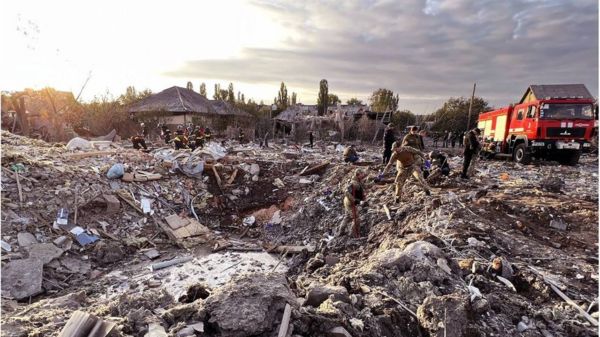 Ракетный обстрел Запорожья: 14 погибших, десятки раненых