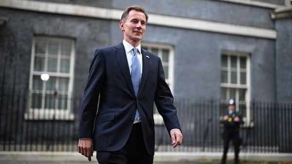 Риши Сунак стал премьером Британии. Хант остается министром финансов, Уоллес - министром обороны