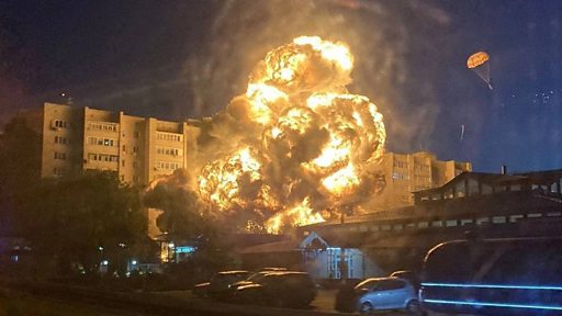 Падение бомбардировщика Су-34 на жилой дом в Ейске: число жертв выросло до 15