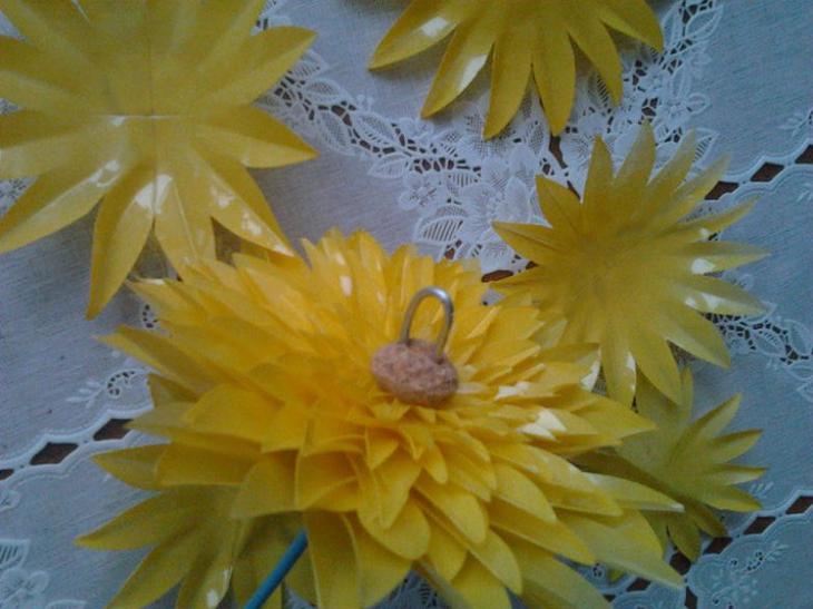 Георгины из пластиковых бутылок