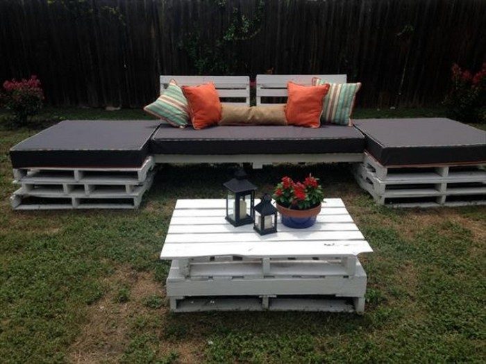 Интересные идеи мебели из паллет