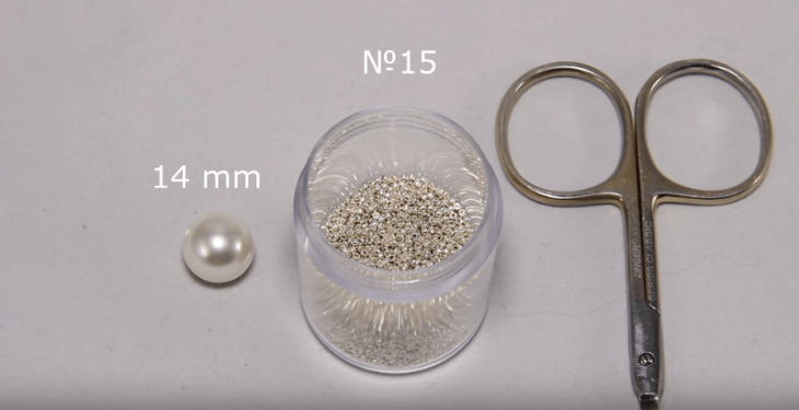 Изящная цепочка из бисера