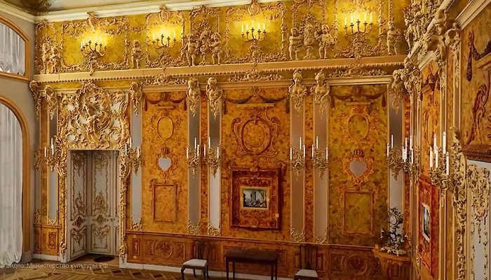 Янтарная комната: потерянный символ русско-германских отношений