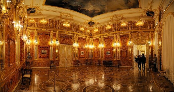 Янтарная комната: потерянный символ русско-германских отношений