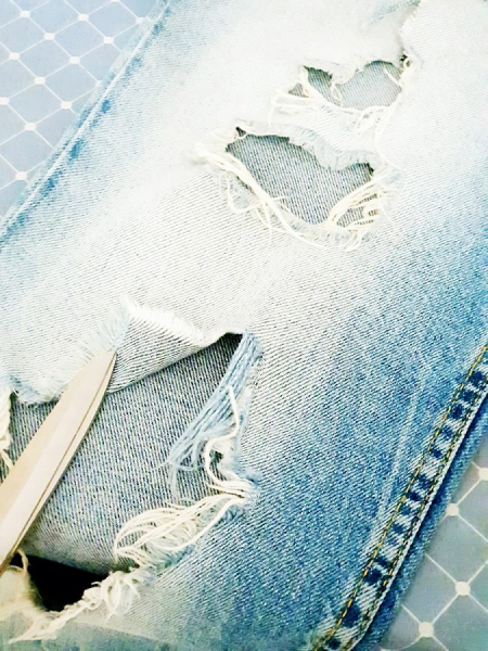 Как сделать заплатки на джинсах
