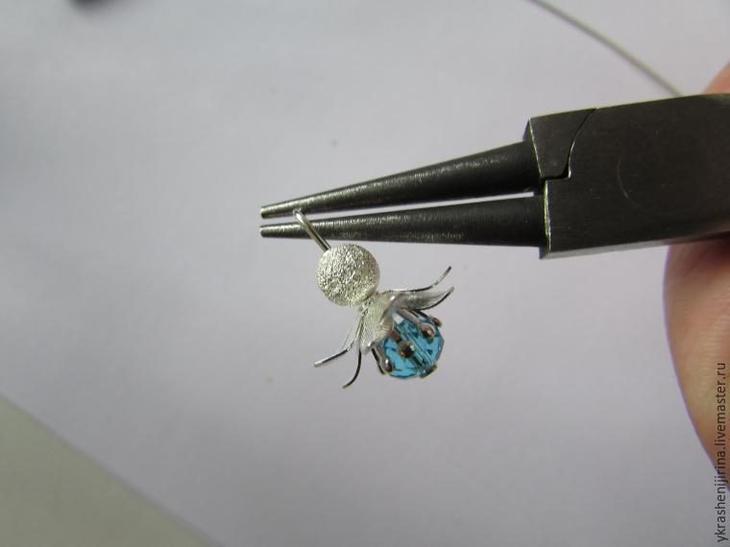 Нежные серьги-цветочки