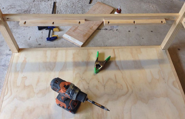 Самое удобное кресло для книголюбов своими руками