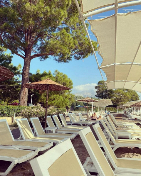 «В таком прекрасном месте такой запущенный отель»: отзыв об отдыхе в Гейнюке