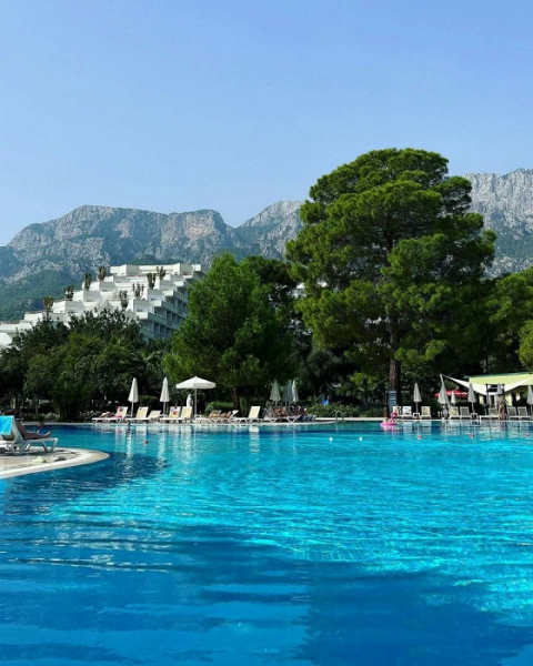 «В таком прекрасном месте такой запущенный отель»: отзыв об отдыхе в Гейнюке