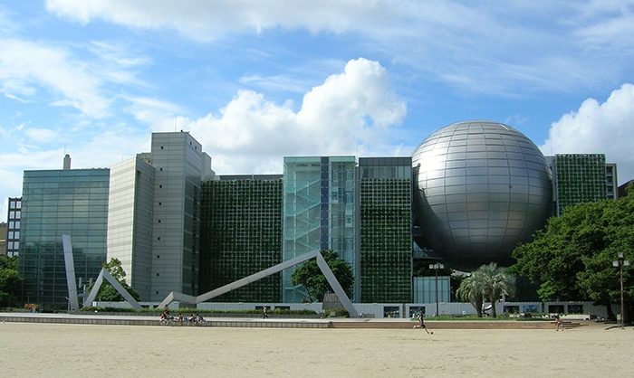 10 потрясающих современных зданий, которые обязательно нужно увидеть, отправляясь в путешествие