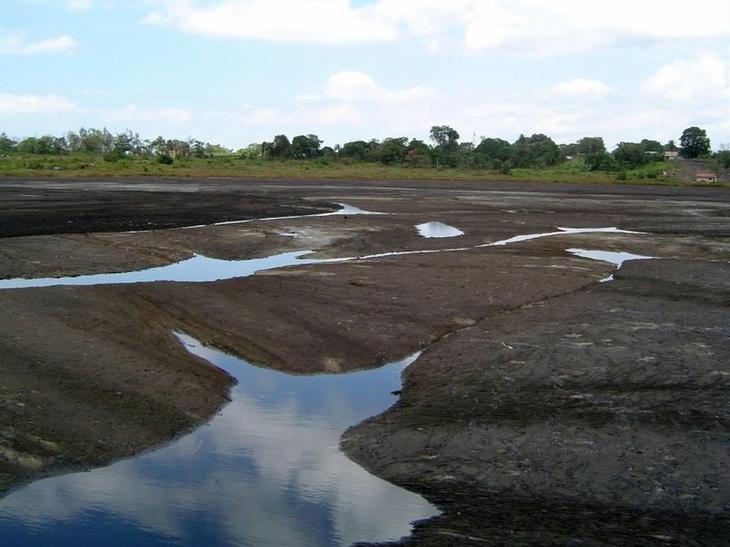 10 самых шокирующих озер в мире