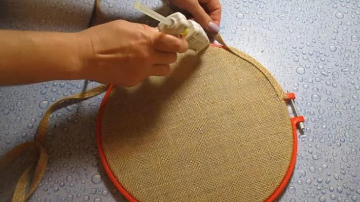 Что можно сделать из мешковины и пялец