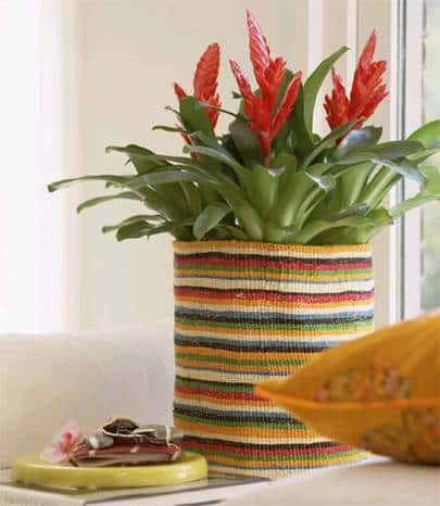 Декорируем цветочные горшки сами