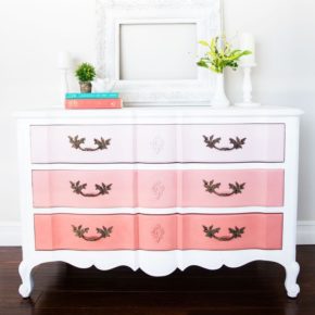 Эффект омбре при покраске комода