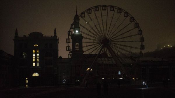 Фото: украинские города после очередных ударов России по инфраструктуре