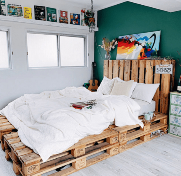 Идеи, которые помогут превратить невзрачные поддоны в красивые вещи для дома и сада