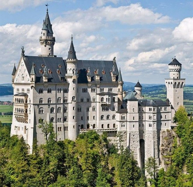 Как выглядят знаменитые достопримечательности изнутри