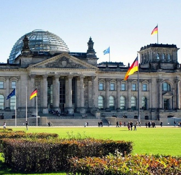 Как выглядят знаменитые достопримечательности изнутри