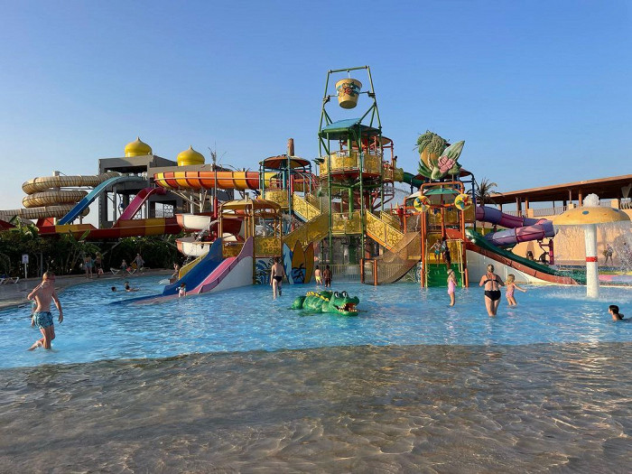 «Музыка, интерьеры и атмосфера начала 2010-х»: отзыв о бюджетном Египте