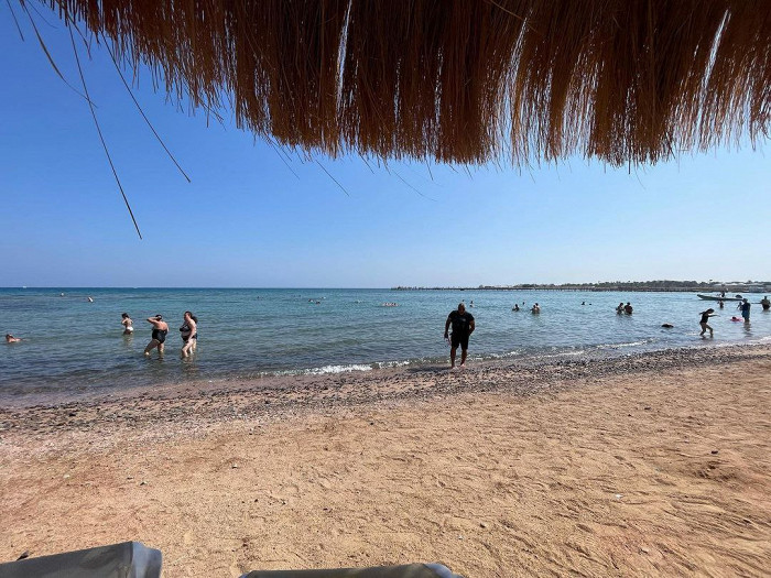 «Музыка, интерьеры и атмосфера начала 2010-х»: отзыв о бюджетном Египте